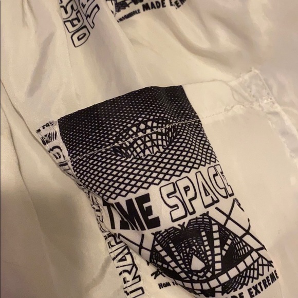 comic shorts with 4 pockets - Picture 4 of 4